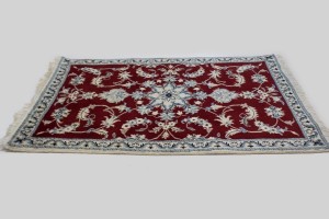 Red Traditional 3X5 Nain Kashmar Persian Rug