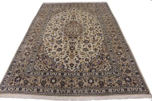 Vintage Cream Traditional 7X10 Kashan Persian Rug