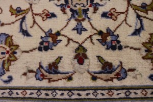 Vintage Cream Traditional 7X10 Kashan Persian Rug