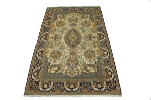 Vintage Cream Pictorial 5X9 Shahreza Persian Rug