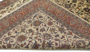 Vintage Cream Floral 8X11 Sarouk Persian Rug