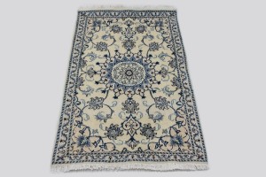 Cream Classic 3X4 Nain Persian Rug