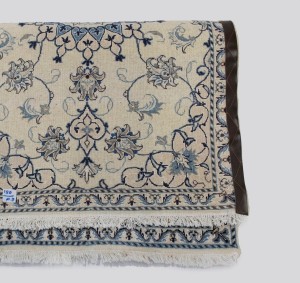 Cream Classic 3X4 Nain Persian Rug