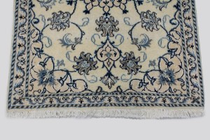 Cream Classic 3X4 Nain Persian Rug