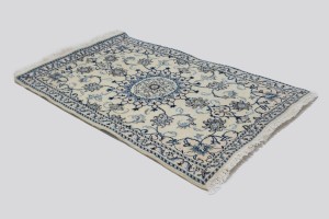 Cream Classic 3X4 Nain Persian Rug