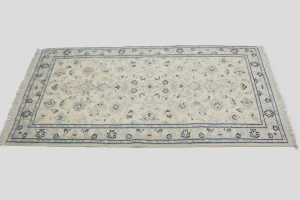 Cream Floral Classic 2X5 Traditional Nain Persian Oriental Rug