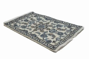 Cream Floral Classic 2'6X4 Nain Persian Rug