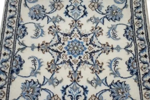 Cream Floral Classic 2'6X4 Nain Persian Rug