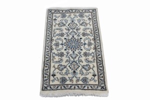 Cream Floral Classic 2'4X4 Nain Persian Rug