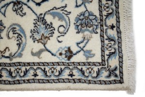 Cream Floral Classic 2'4X4 Nain Persian Rug