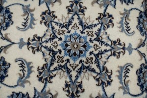Cream Floral Classic 3X4 Nain Persian Rug