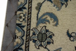 Cream Floral Classic 2'5X4'3 Nain Persian Rug