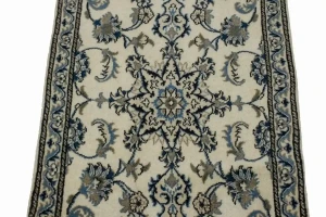 Cream Floral Classic 2'5X4'3 Nain Persian Rug