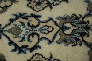 Cream Floral Classic 2'5X4'3 Nain Persian Rug