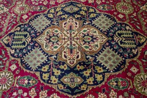 Vintage Red Traditional Pictorial 10X13 Tabriz Persian Rug