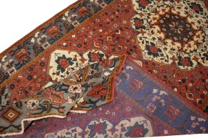 Semi Antique Vintage Floral 5'7X10 Bakhtiari Persian Rug