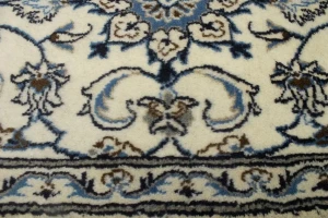 Cream Floral Classic 2'2X4'6 Nain Persian Rug