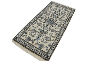 Cream Floral Classic 2'3X4'6 Nain Persian Rug