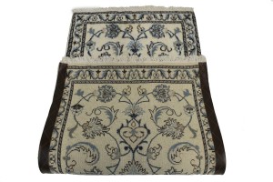 Cream Floral Classic 2'3X4'6 Nain Persian Rug