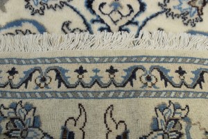 Cream Classic Floral 2'4X4'6 Nain Persian Rug