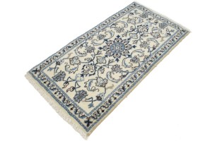 Cream Classic Floral 2'4X4'6 Nain Persian Rug