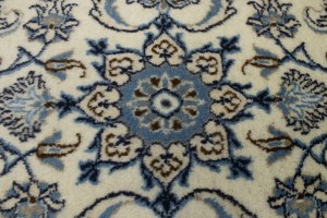 Cream Classic Floral 2'2X4'7 Nain Persian Rug