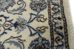 Cream Classic Floral 2'2X4'7 Nain Persian Rug