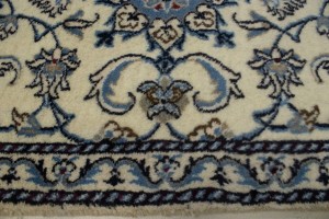 Cream Classic Floral 2'3X4'6 Nain Persian Rug