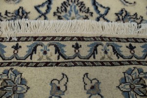 Cream Classic Floral 2'3X4'8 Nain Persian Rug