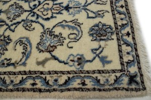 Cream Classic Floral 2'3X4'8 Nain Persian Rug