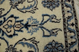 Cream Classic Floral 2'3X4'8 Nain Persian Rug