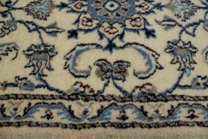Cream Classic Floral 2'3X4'8 Nain Persian Rug
