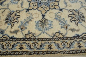 Cream Classic Floral 2'4X4'5 Nain Persian Rug