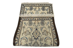 Cream Classic Floral 2'2X4'9 Nain Persian Rug