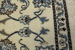 Cream Classic Floral 2'3X4'7 Nain Persian Rug