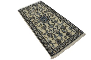 Cream Floral Classic 2'3X4'7 Nain Persian Rug