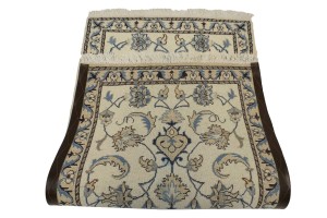 Cream Floral Classic 2'3X4'6 Nain Persian Rug