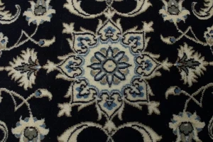 Navy Blue Classic Floral 2'4X4'6 Nain Persian original Rug