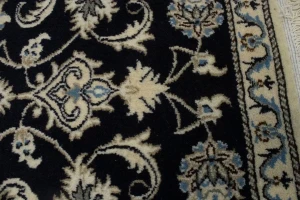 Navy Blue Classic Floral 2'4X4'6 Nain Persian original Rug