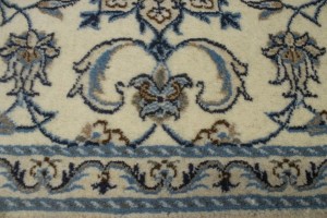 Cream Floral Classic 2'4X4'7 Nain Persian Rug