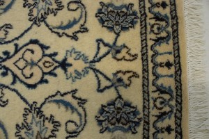 Cream Floral Classic 2'2X4'8 Nain Persian Rug