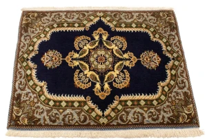 Vintage Pictorial Classic 2'6X3 Kashan Persian Rug