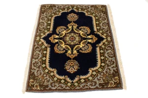 Vintage Pictorial Classic 2'6X3 Kashan Persian Rug