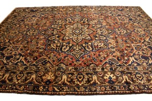 Semi Antique Rusty Red Floral 9'5X12'4 Bakhtiari Persian Rug