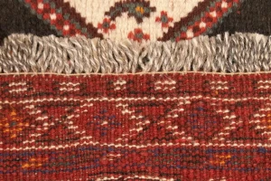 Vintage Rusty Red Geometric 3'6X4'9 Shiraz Persian Rug