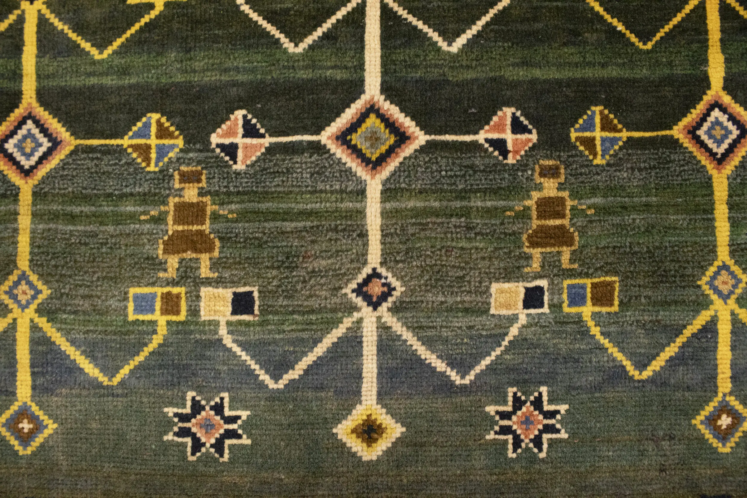 Vintage Gray & Olive Pictorial 4X7 Shiraz Persian Rug