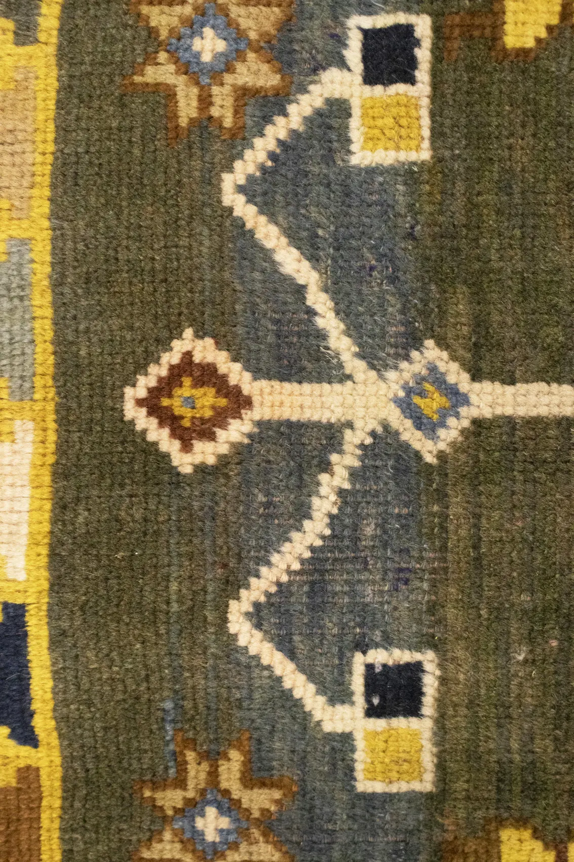 Vintage Gray & Olive Pictorial 4X7 Shiraz Persian Rug