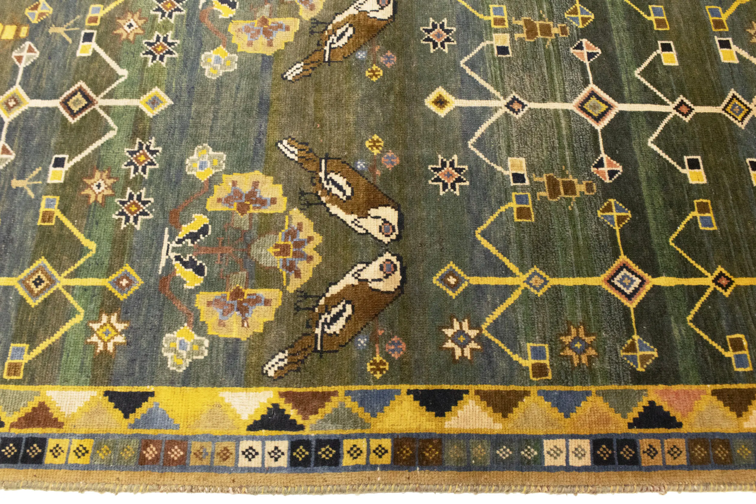 Vintage Gray & Olive Pictorial 4X7 Shiraz Persian Rug
