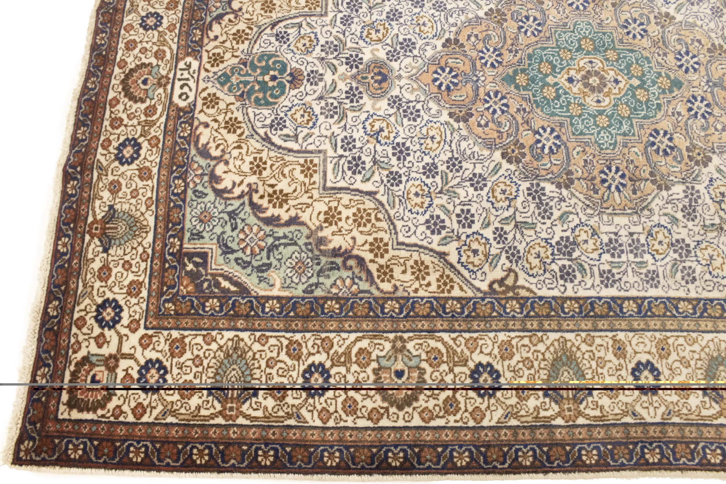 Semi Antique Cream Traditional 4'6X6'4 Tabriz Persian Rug