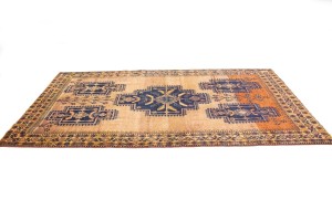Semi Antique Beige Tribal 5'5X9'7 Zanjan Persian Runner Rug